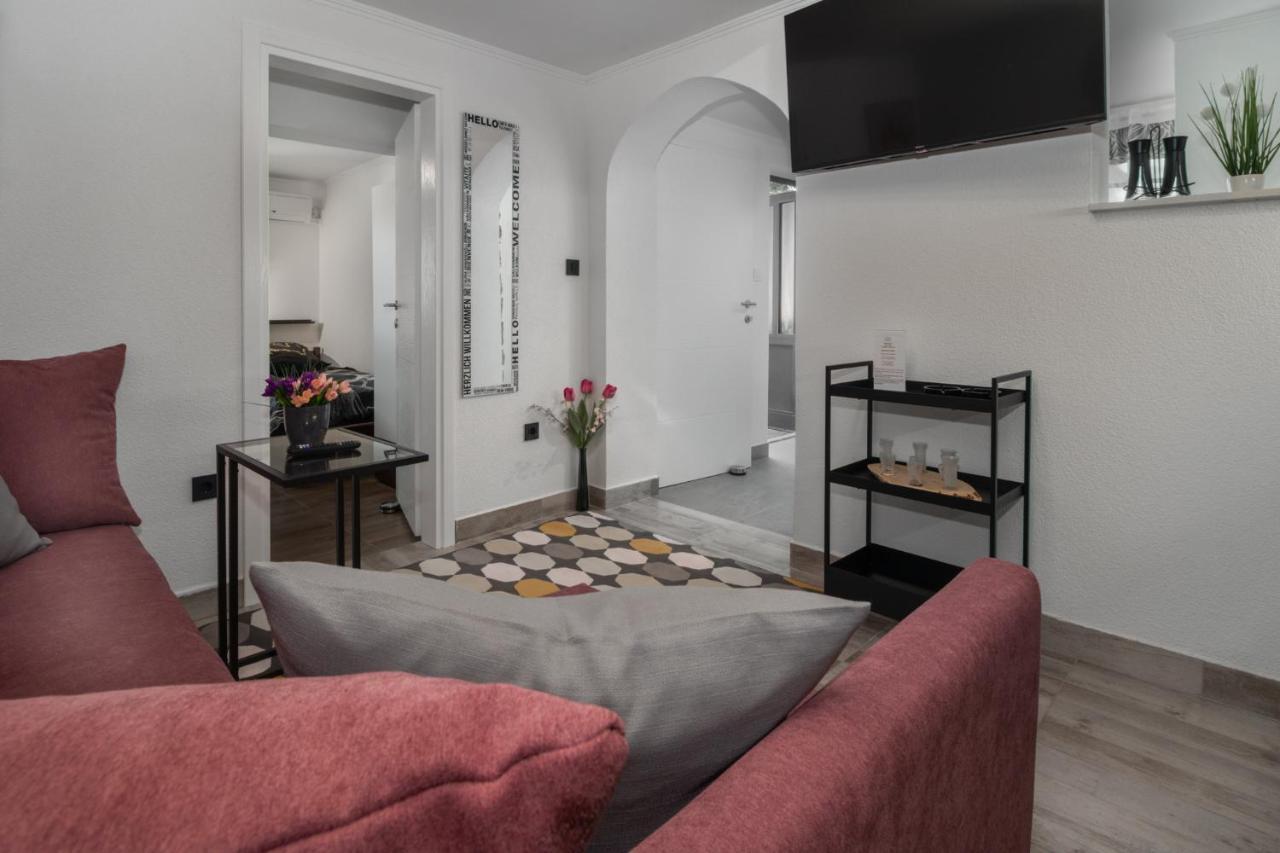 Apartments Mila Klenovica Eksteriør billede